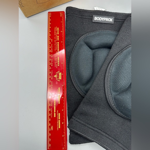 Bodyprox Protective Knee Pads, Thick Sponge Anti-slip, Collision Avoidance - Picture 6 of 12